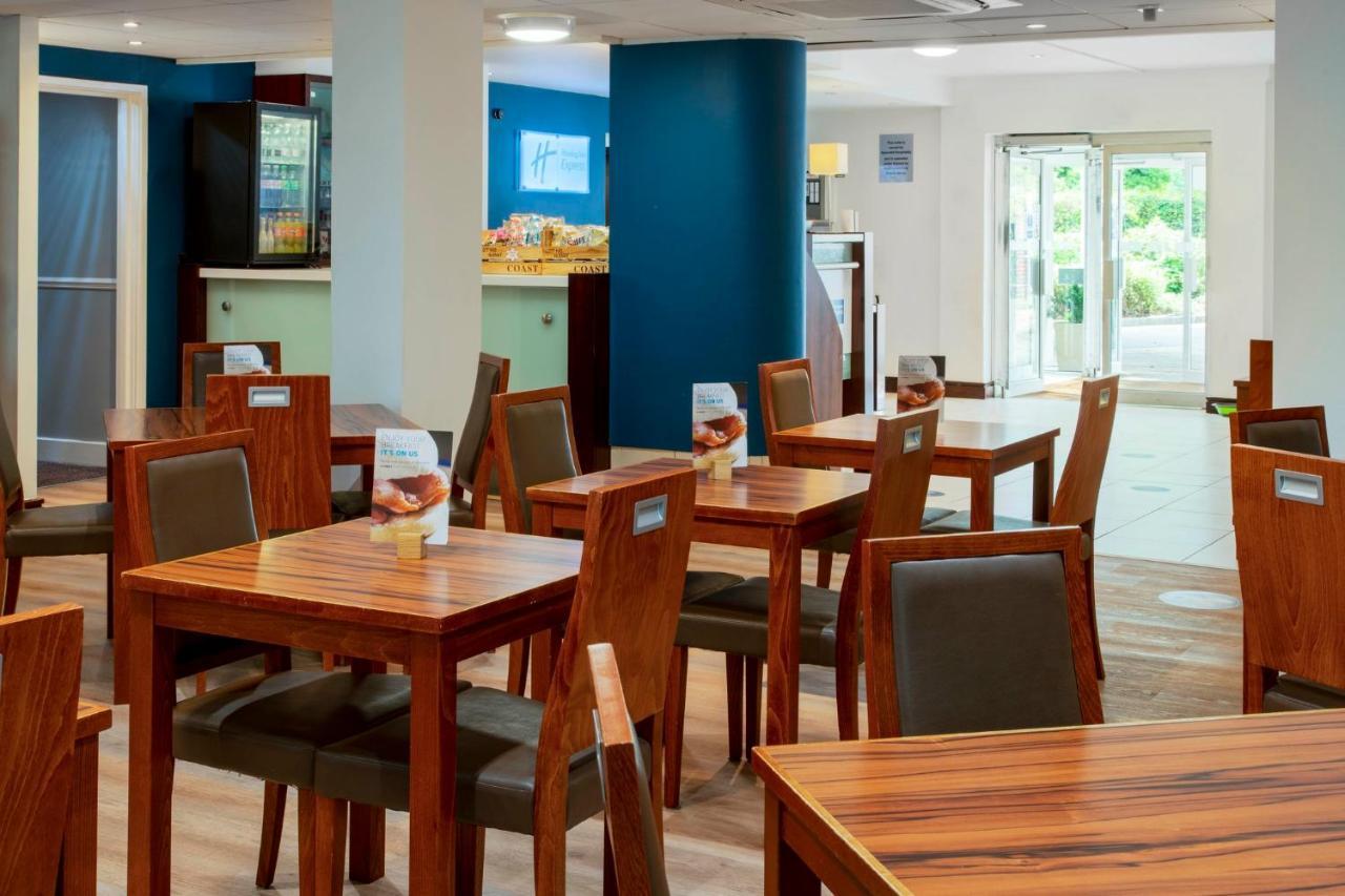 Holiday Inn Express York By Ihg Exterior foto