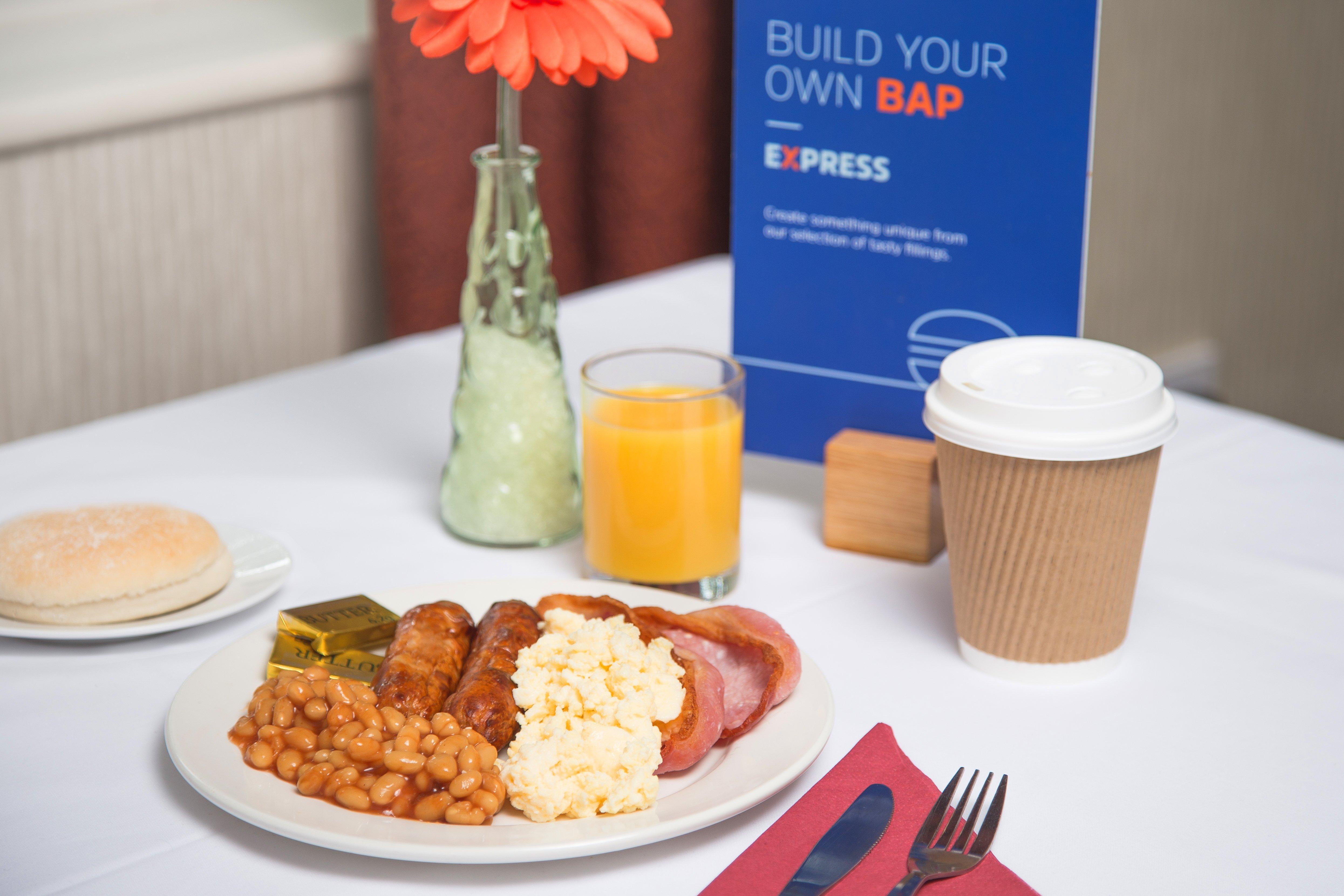 Holiday Inn Express York By Ihg Exterior foto