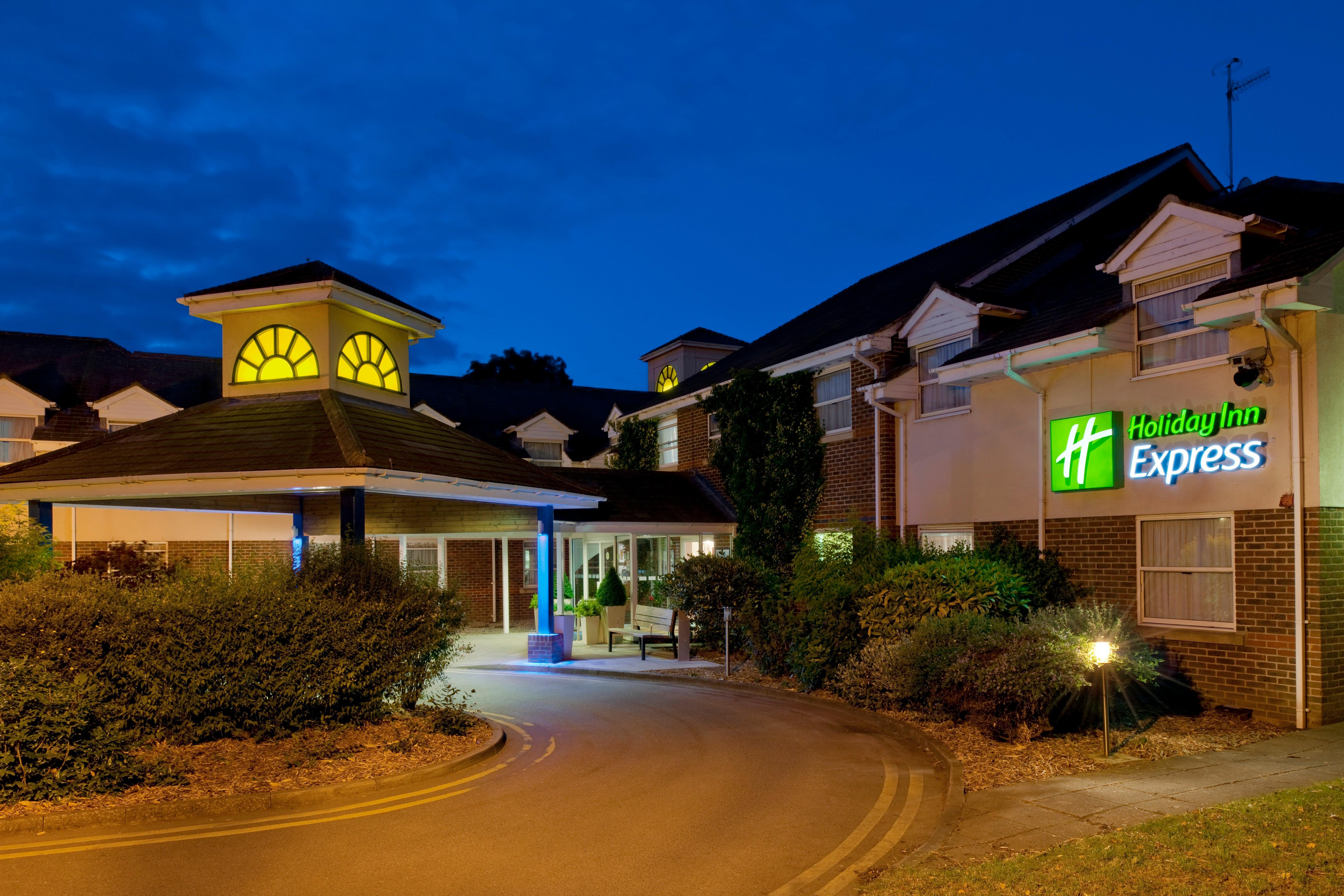 Holiday Inn Express York By Ihg Exterior foto