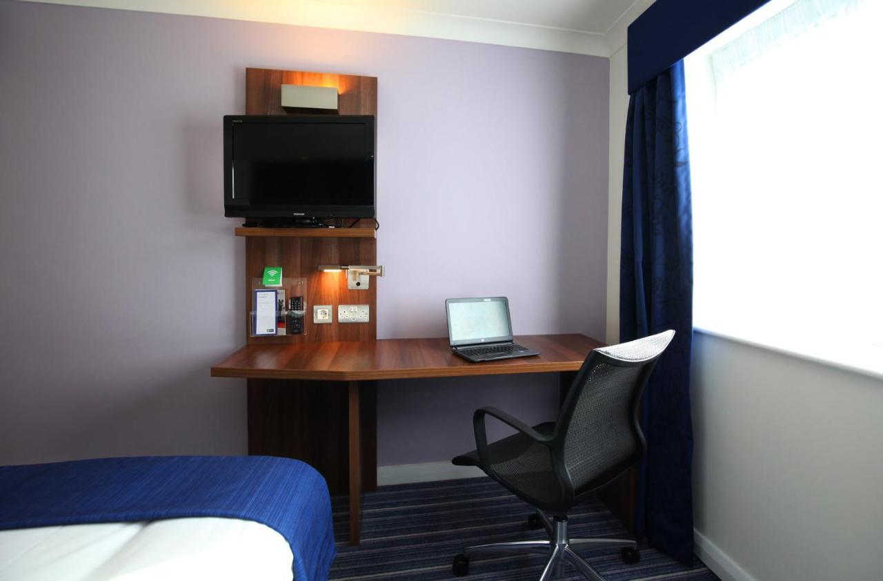 Holiday Inn Express York By Ihg Exterior foto